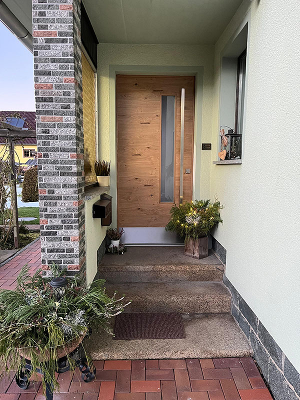 Türen und Fenster